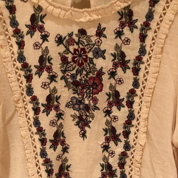 Zara Embroidered Top ✨🌙 - Picture 2 of 3